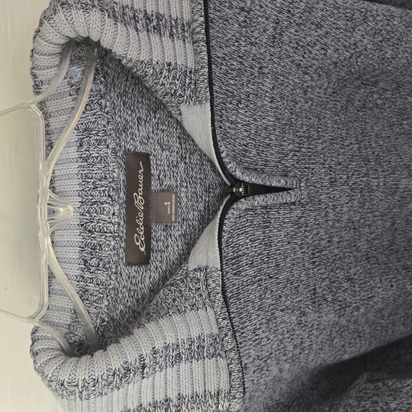 Eddie Bauer long sleeve sweater - Picture 4 of 8